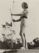 Dr. Paul Wolff. Bogenschützin. 1931/32