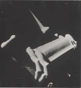 Gyula Pap. Tetöcserepek [Dachziegel]. 1924