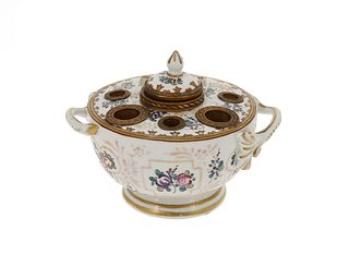 A Continental porcelain inkwell