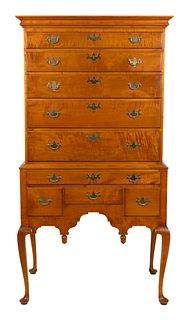 ELDRED WHEELER TIGER MAPLE QUEEN ANNE-STYLE HIGHBOY Massachusetts, 20th Century
