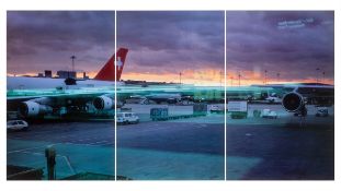 Peter Fischli und David Weiss. „Ohne Titel (Airport Zürich, 2000)". 2000/2007